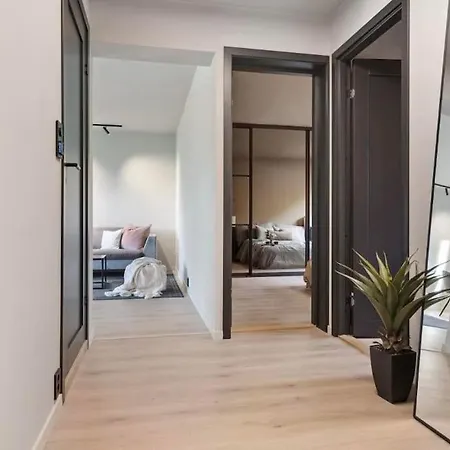 New Modern - Apartment